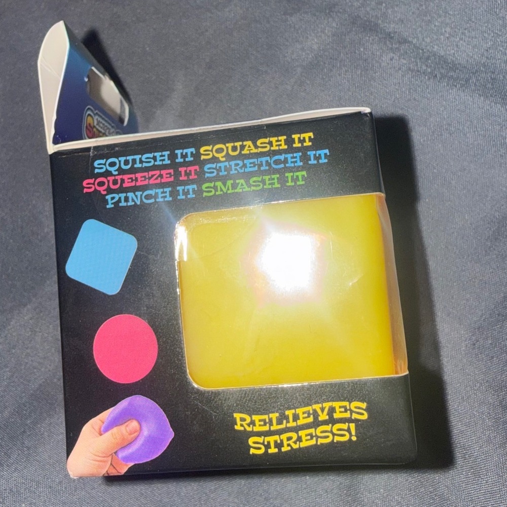 Morph-O Squashers Glow in the Dark Extra Strong Squishy Cube Yellow Fidget Toy - Picture 2 of 6